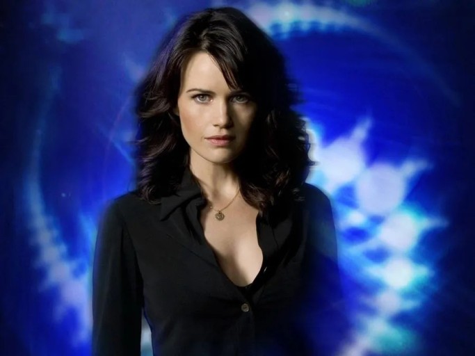 Glamorous wallpaper carla gugino for your collection